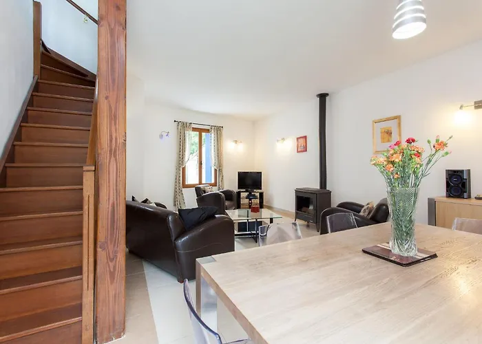 Hirondelle - A Beautiful In The Heart Of The Cathar Country Capestang